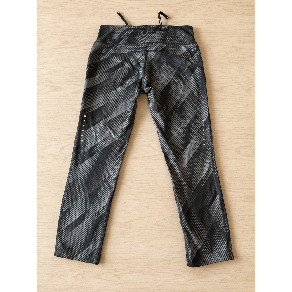 Nike Dri-FIT Womens Running Crop Tights Gray Black Print 938632-010 Size S - Picture 2 of 10